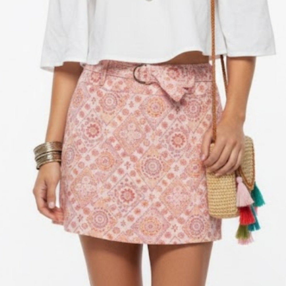 White Stag Skort Pink Orange Boho Hippie Geometric Floral Belted 10